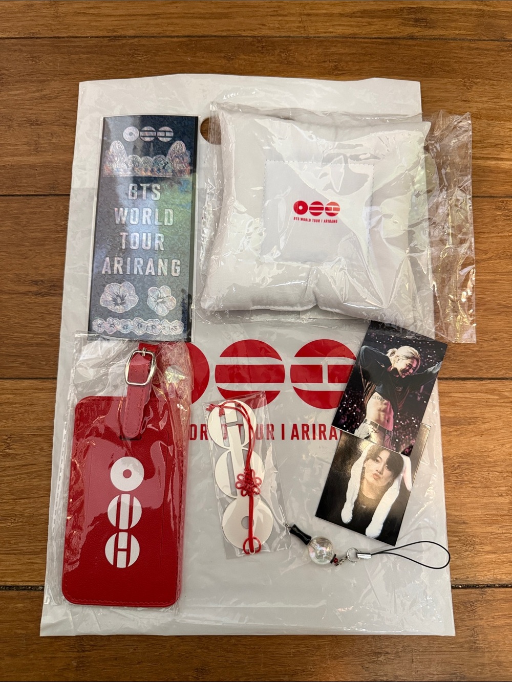 BTS WORLD TOUR | ARIRANG vip gift bag